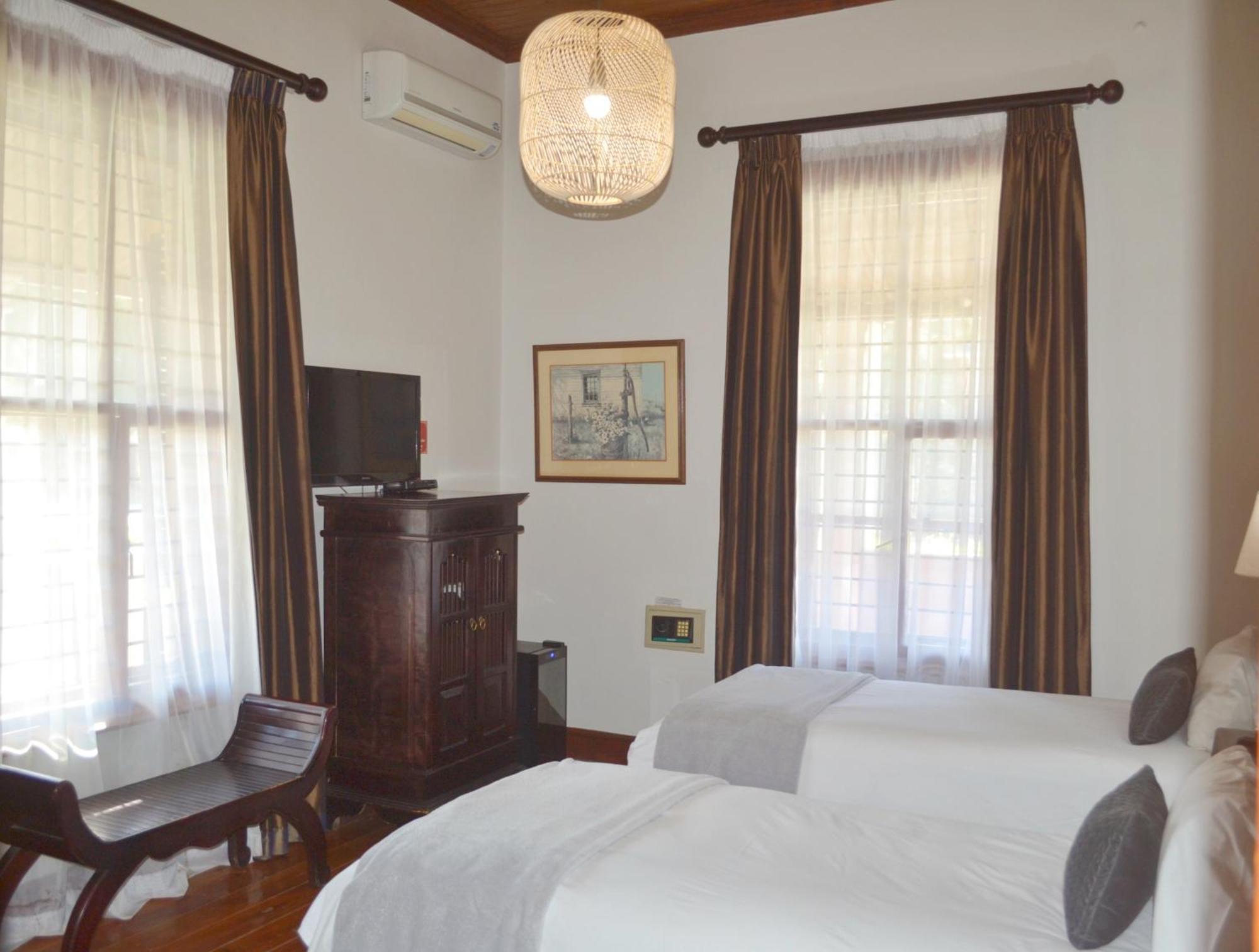 Old House Lodge Beaufort West Eksteriør billede